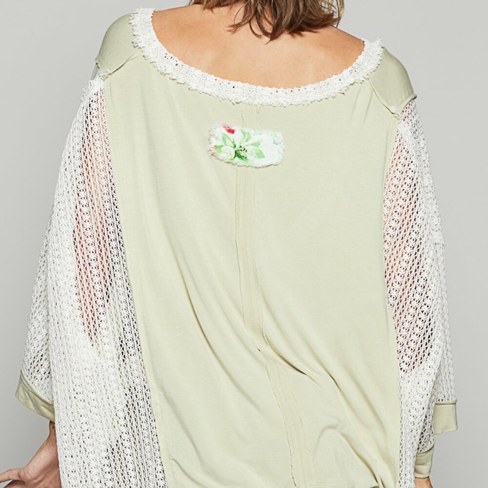POL Oversized Top in Pistachio - Picture 4 of 5